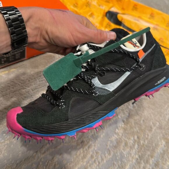 Off White x Nike Zoom Terra Kiger sneakers size 9.5 in very good used condition - Picture 4 of 13